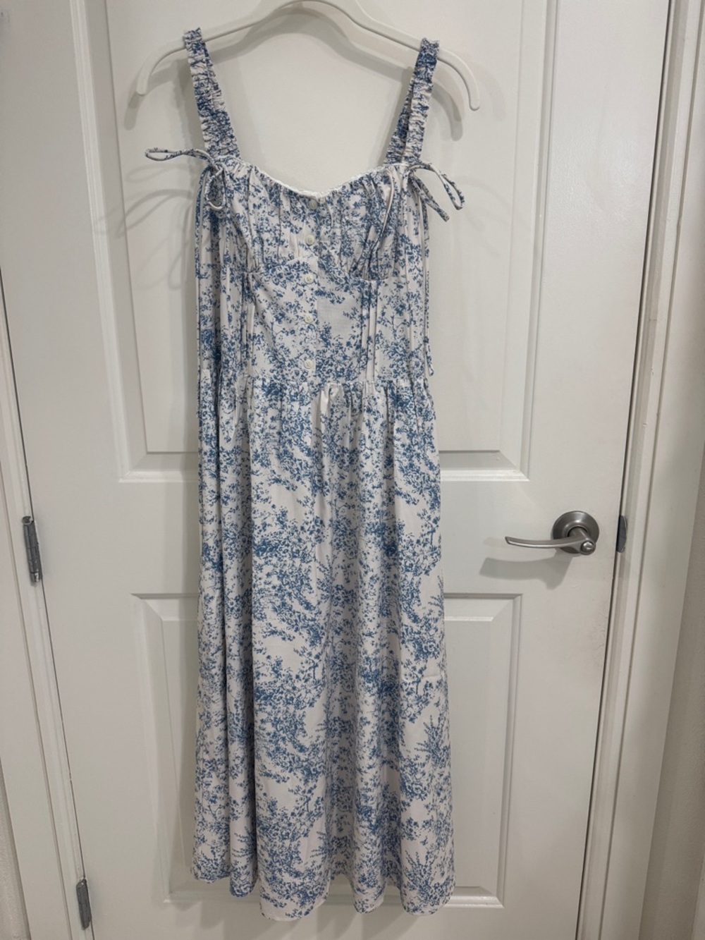 Commense Sapphire Garden Floral Cami Midi Dress Blue & White Floral - Picture 6 of 16